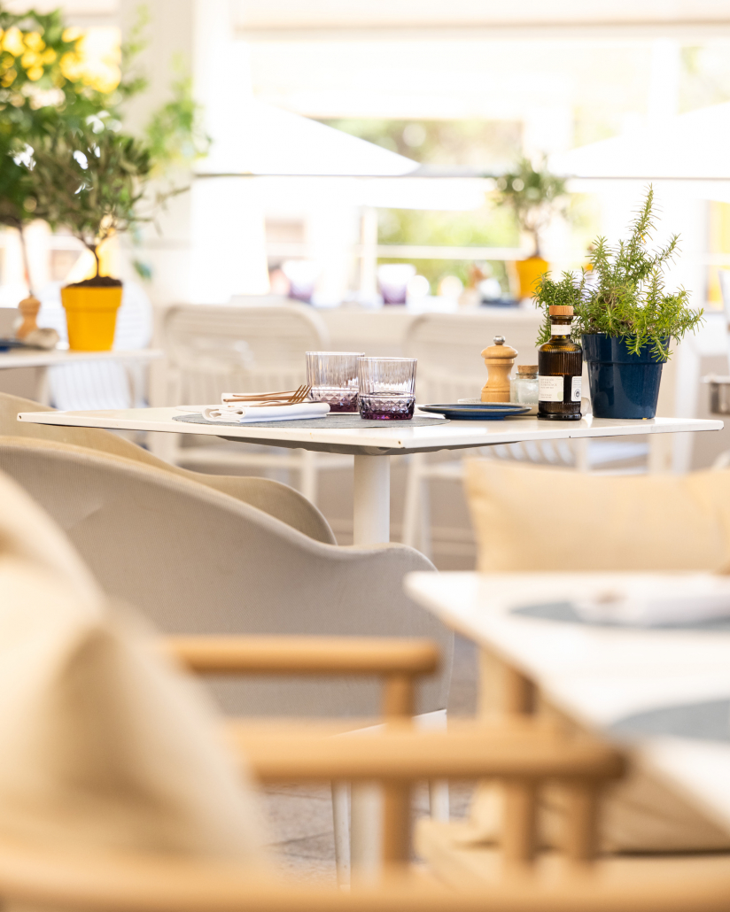 7B7B7A87-0240-4AD2-BC21-58BEA9153A79